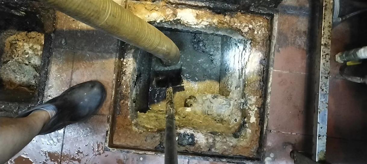 科尔沁左翼后污水池清理一般都有毒气，怎么预防中毒呢？