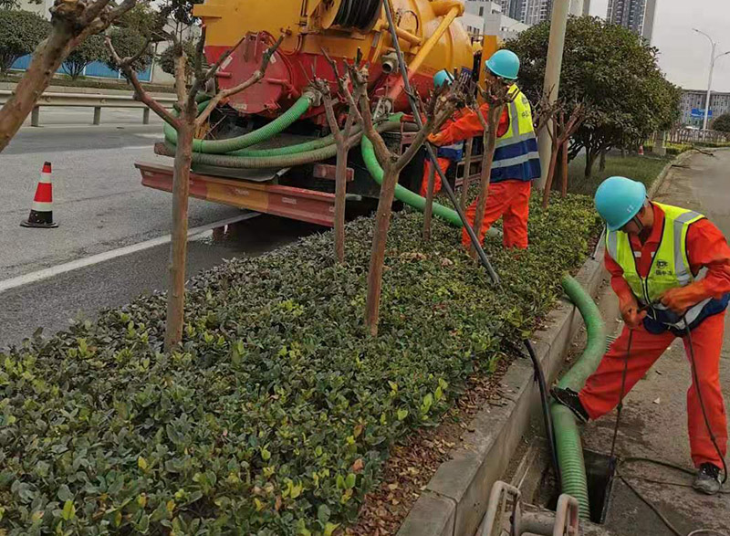 科尔沁左翼后市政管道清淤